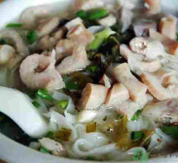 早餐吃面還是包子比較好？早餐吃包子和面健康嗎？