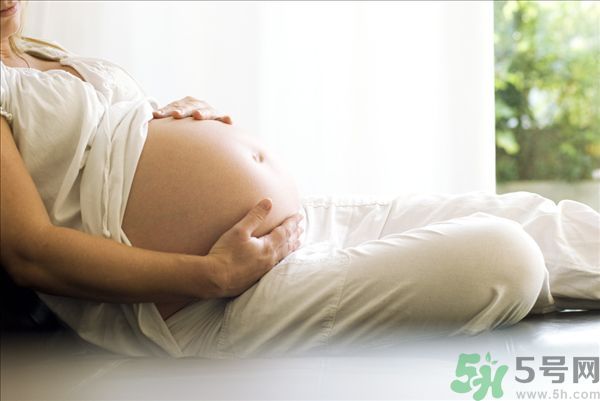 剖腹產(chǎn)和順產(chǎn)那種比較好?二者有什么不同? 剖腹產(chǎn)和順產(chǎn)那種比較好?二者有什么不同?