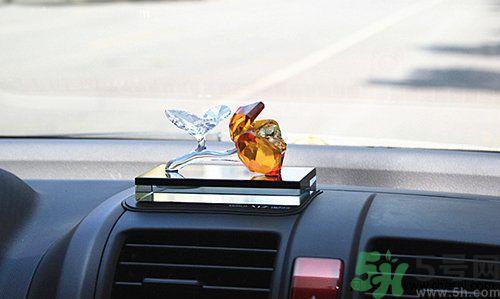 夏季可以使用車載香水嗎？車載香水有危險嗎？