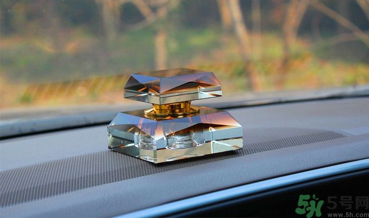 車載香水有毒嗎？如何挑選健康的車載香水？