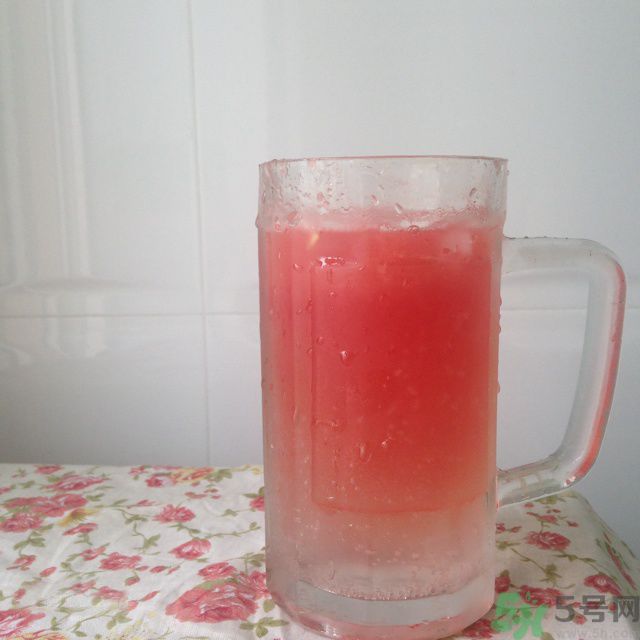 西瓜搭配什么水果榨汁好喝？西瓜的另類吃法有哪些？