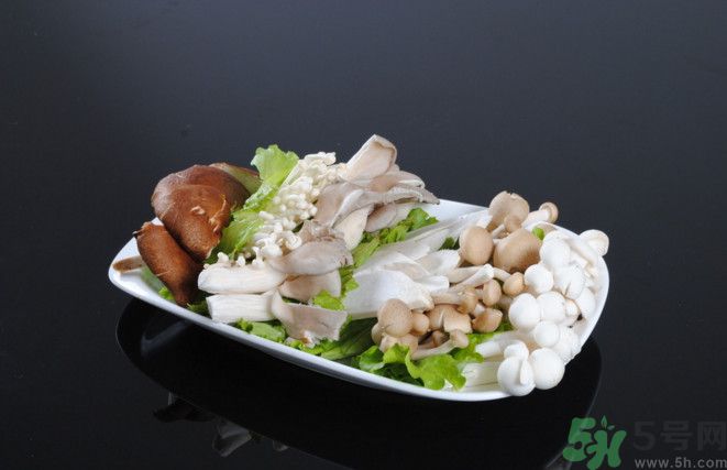 蘑菇能生吃嗎？蘑菇生吃會中毒嗎？