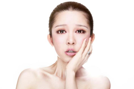 蘭薇兒水漾CC霜怎么樣？蘭薇兒水漾CC霜好用嗎？