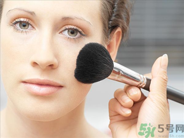 化妝刷如何使用效果好？化妝刷該怎么保養(yǎng)？