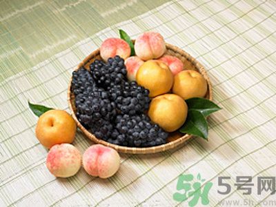 桃子和梨子能一起吃嗎？桃子和梨子一起吃好嗎？