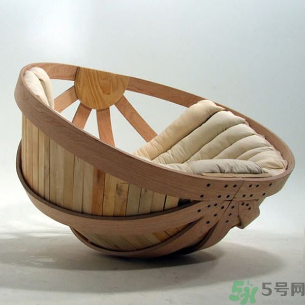一個人適合什么樣的沙發(fā)？選購沙發(fā)要注意什么？