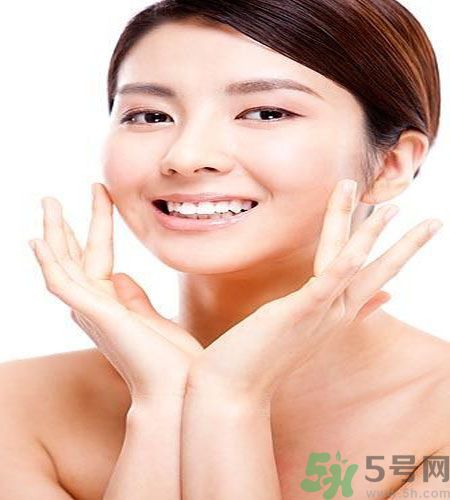 皮膚出油怎么辦？皮膚出油用什么面膜？