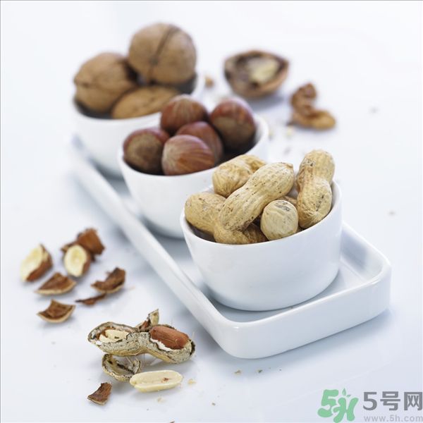 吃堅(jiān)果有什么好處？吃堅(jiān)果要注意什么？