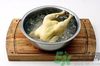 白切雞怎么入味？白切雞怎么做好吃？