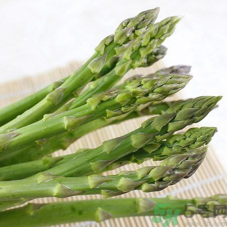 吃蘆筍有什么好處？蘆筍有什么營養(yǎng)價(jià)值？