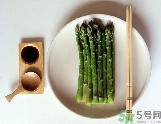 吃蘆筍有什么好處？蘆筍有什么營養(yǎng)價(jià)值？