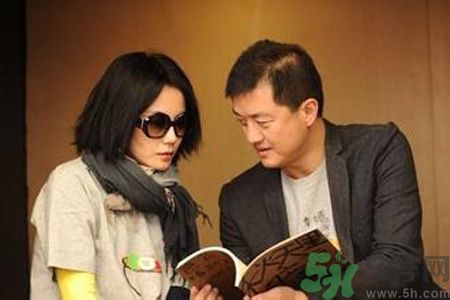 李亞鵬寫給王菲的情詩寫了什么？王菲和李亞鵬為什么離婚？
