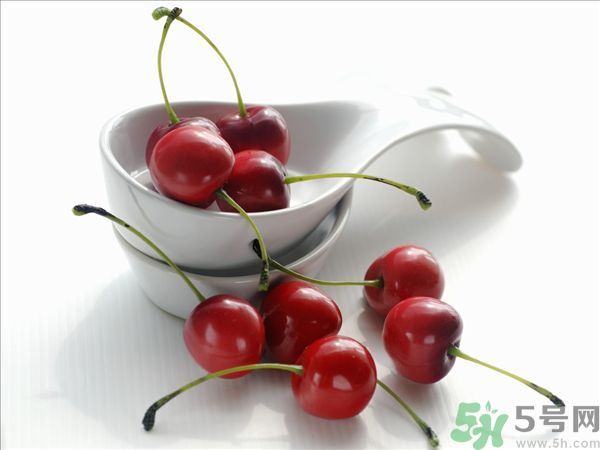 來月經(jīng)能吃櫻桃嗎？經(jīng)期吃櫻桃好嗎？