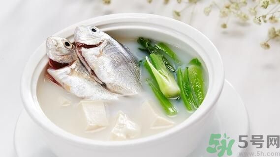 炒青菜為什么發(fā)黑？炒青菜發(fā)黑怎么辦？