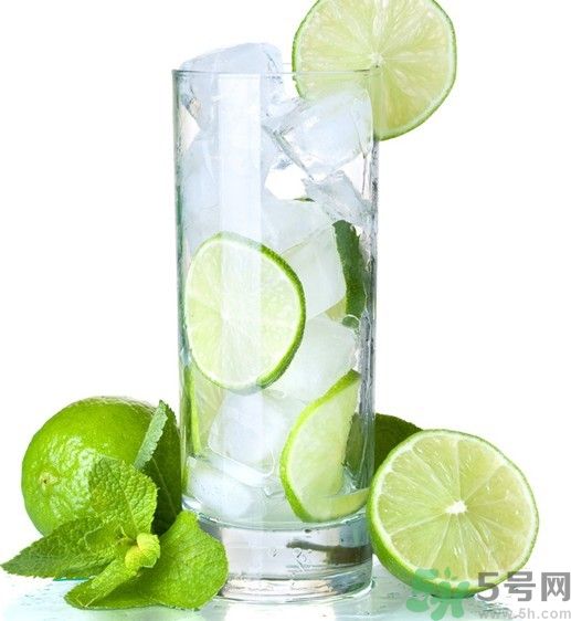 檸檬和苦瓜一起泡水喝臉癢是怎么回事？檸檬和苦瓜一起喝泡水喝臉癢怎么辦？