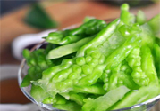 新鮮的苦瓜片能泡水喝嗎？新鮮苦瓜片泡水喝好嗎？