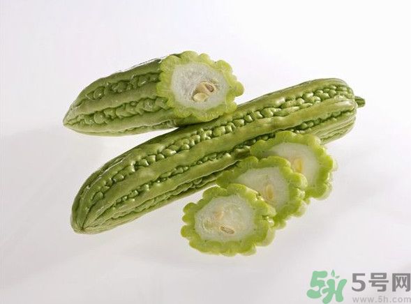 茉莉花綠茶加苦瓜能減肥嗎？茉莉花和苦瓜泡水喝嗎？