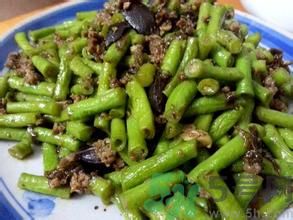 豆角沒熟可以吃嗎？吃沒熟的豆角會中毒嗎？