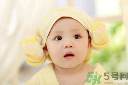 寶寶可以用清涼油嗎？寶寶多大了可以用清涼油？