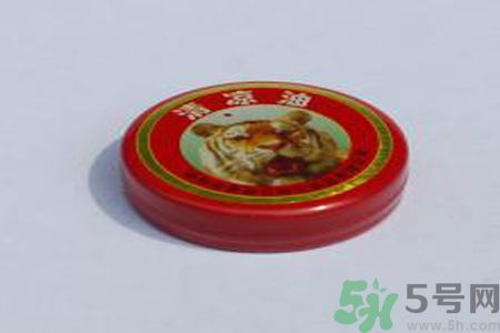 清涼油可以治感冒嗎？清涼油怎么治感冒？