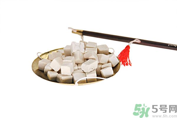 夏天吃茯苓好嗎？夏天吃茯苓有什么好處？