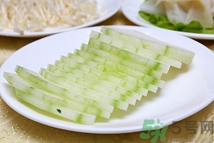 冬瓜和皮蛋一起吃能降火嗎？冬瓜能和皮蛋一起吃嗎？