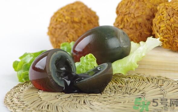 冬瓜和皮蛋一起吃能降火嗎？冬瓜能和皮蛋一起吃嗎？