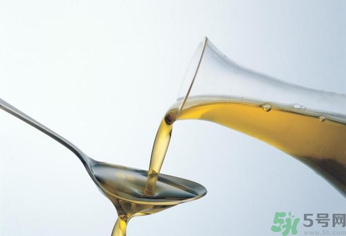 夏天吃橄欖油好還是調(diào)和油好？夏天吃橄欖油好嗎？