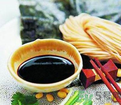 夏天醬油要不要放冰箱？醬油可不可以放冰箱？