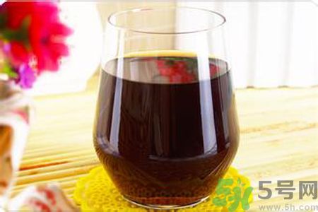 酸梅湯和紅酒可以一起喝嗎？酸梅湯和葡萄酒一起喝好嗎？