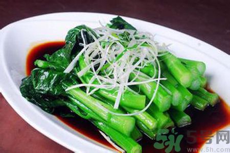 夏天哪些菜不能隔夜吃？吃了隔夜菜會怎樣？