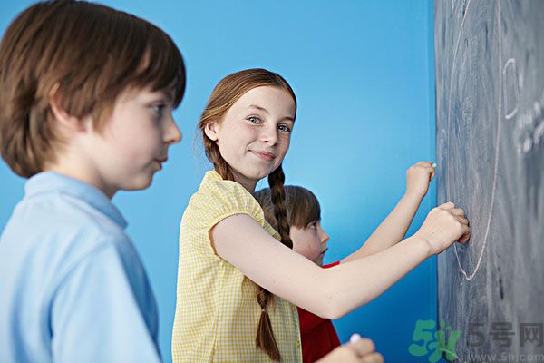 高三女生月經(jīng)不調(diào)是怎么回事？高三女生月經(jīng)不調(diào)怎么辦？