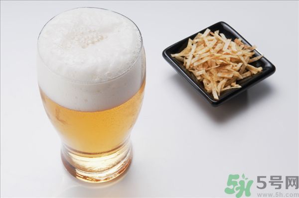 喝啤酒尿多是什么原因？喝啤酒尿多是不是腎不好？