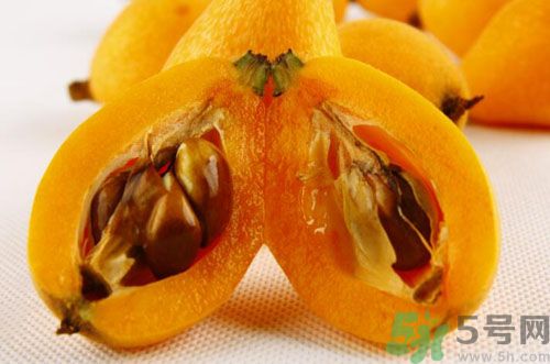 經(jīng)期可以吃枇杷嗎？經(jīng)期吃枇杷會(huì)不會(huì)肚子痛？