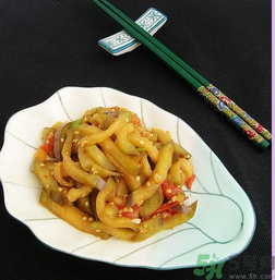 炒茄子發(fā)黑怎么辦？炒茄子怎么才能不發(fā)黑？