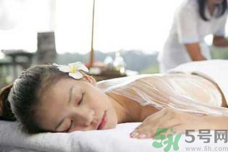 夏季濕氣重怎么辦？夏季祛濕的方法
