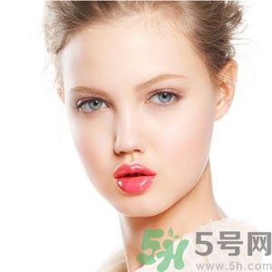 珂秀絲蜜炫色滋潤唇膏XS203是什么顏色？珂秀絲蜜炫色滋潤唇膏XS203好用嗎？