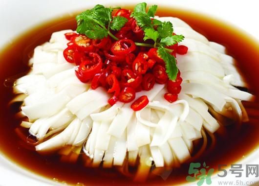 小孩子能吃涼皮嗎？寶寶可以吃涼皮嗎？