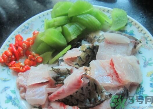 魚能和萵苣一起煮嗎？魚可以和萵苣一起吃嗎？