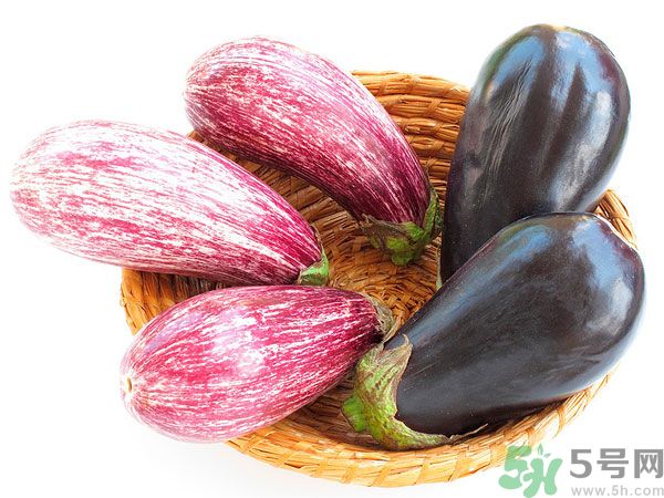 茄子里面發(fā)棕色能吃嗎？茄子里面有褐色能吃嗎？