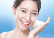 優(yōu)美成分零負(fù)擔(dān)清透水感凝霜適合什么年齡？優(yōu)美成分零負(fù)擔(dān)清透水感