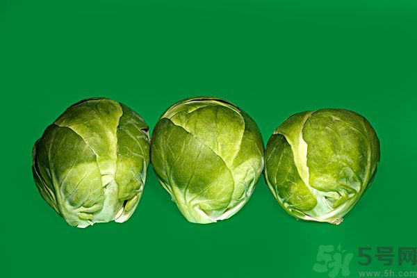 包菜外面爛了還能吃嗎？包菜里面有花可以吃嗎？