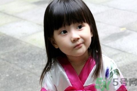 幼童屁股長出尾巴的原因是什么？孕婦缺什么幼童屁股長出尾巴？