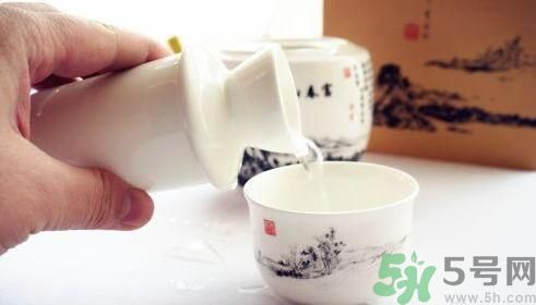 端午節(jié)喝什么酒？端午節(jié)什么酒應節(jié)氣？