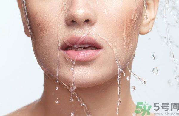洗臉用什么醋最好？洗臉用白醋好還是米醋好？