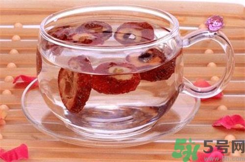 山楂枸杞一起泡水喝好嗎？山楂枸杞一起泡水喝有什么好處？