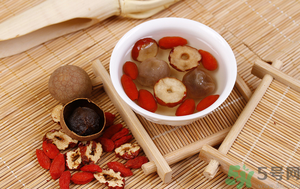山楂紅棗一起泡水喝好嗎？山楂紅棗一起泡水喝有什么好處？