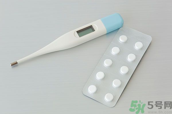 吃完感冒藥能喝酒嗎？吃完感冒藥多久可以喝酒？
