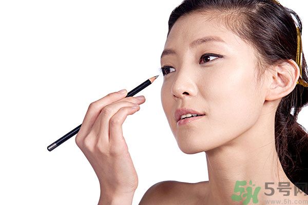 怎么選擇眉筆的顏色？眉筆的顏色有哪幾種？