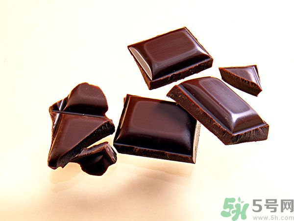 吃西瓜能防曬嗎？吃巧克力能紫外線嗎？